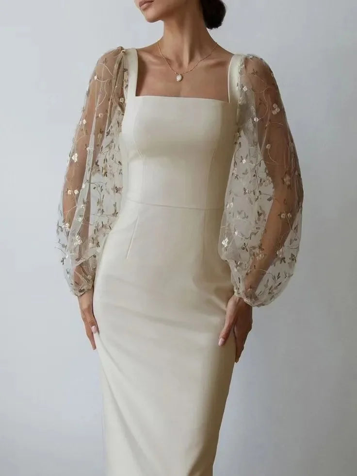 GR | Evening and party dress with square neckline and long sleeves 