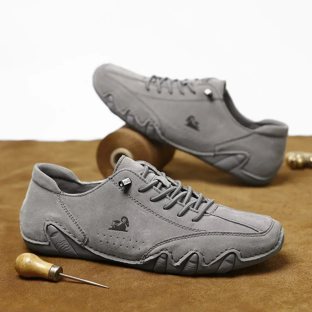 GR | Waterproof, non-slip sneakers with comfortable support