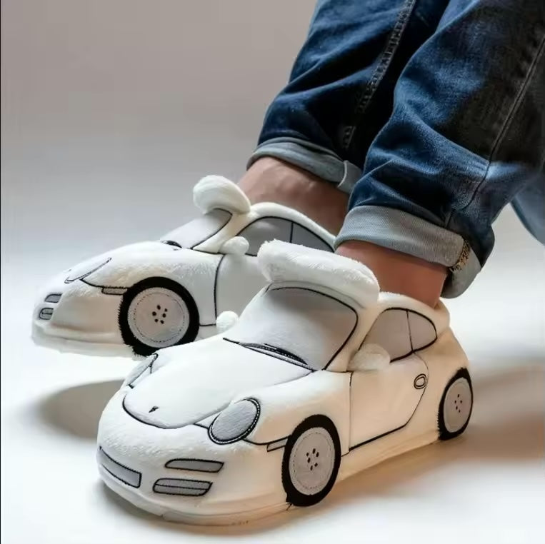 GR | Car-inspired design slippers with non-slip soles for maximum comfort