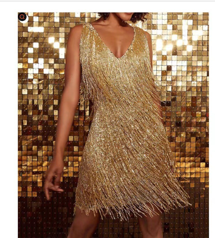 GR | Modisches kurzes Damenkleid - Ausgabe 2024