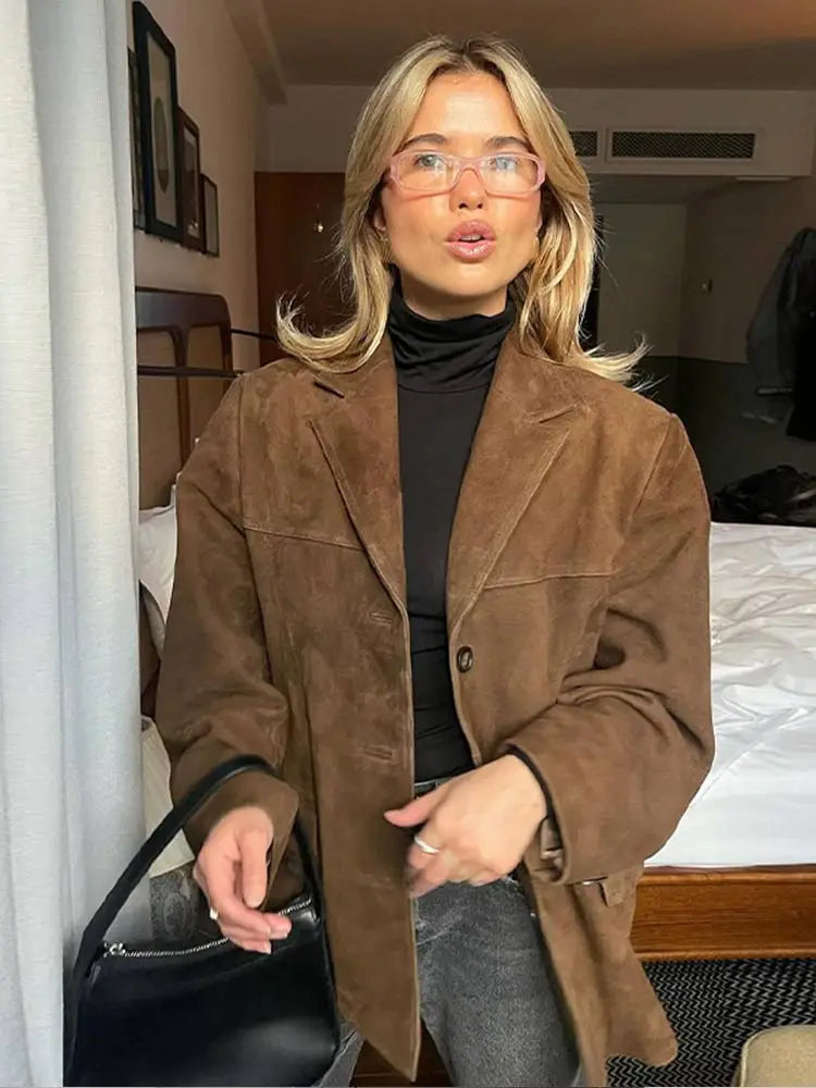 Elegant suede jacket