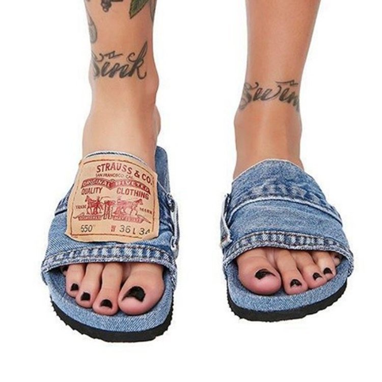 GR | Tiny Pretty Things sandals