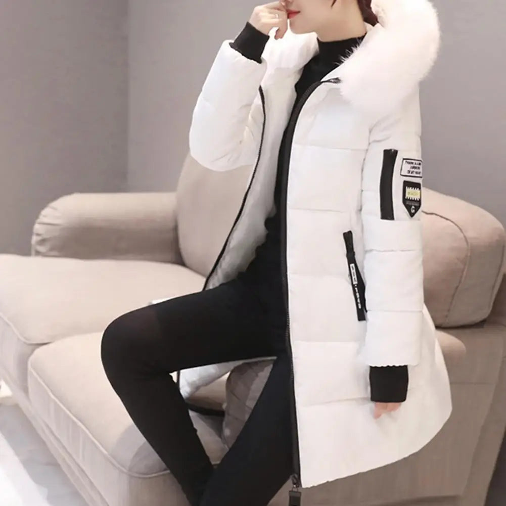 GR | Winter jacket with striking collar and appliqués