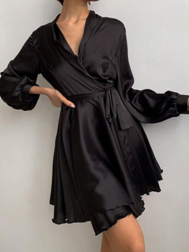 GR | Sascha Chic Satin Kleid