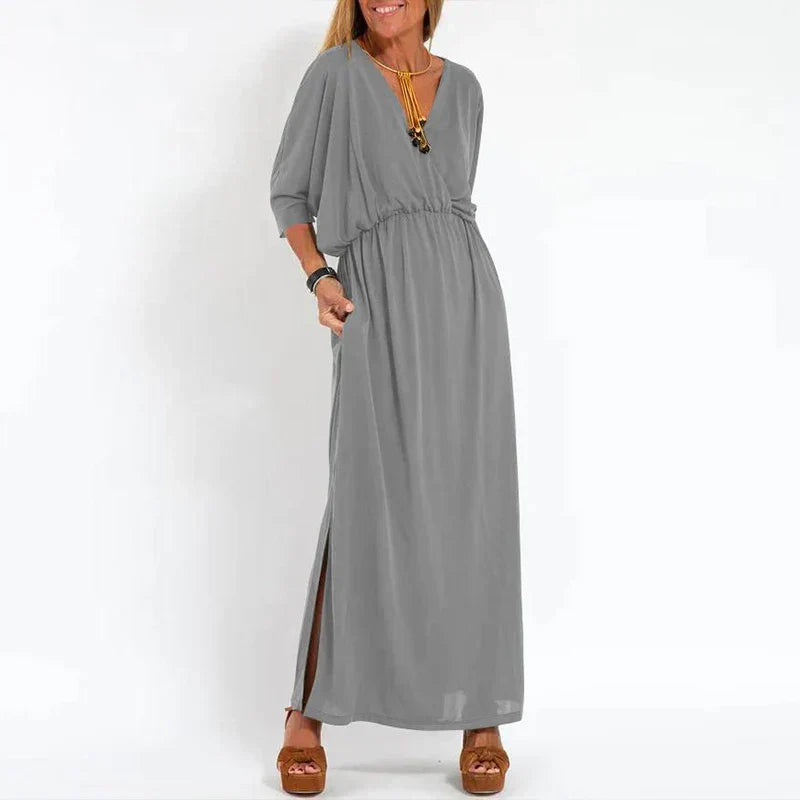 Long vintage dress with a side slit at the high waist