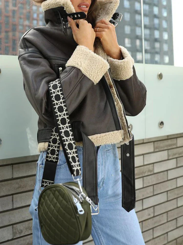 GR - Kurze Faux-Fur-Jacke