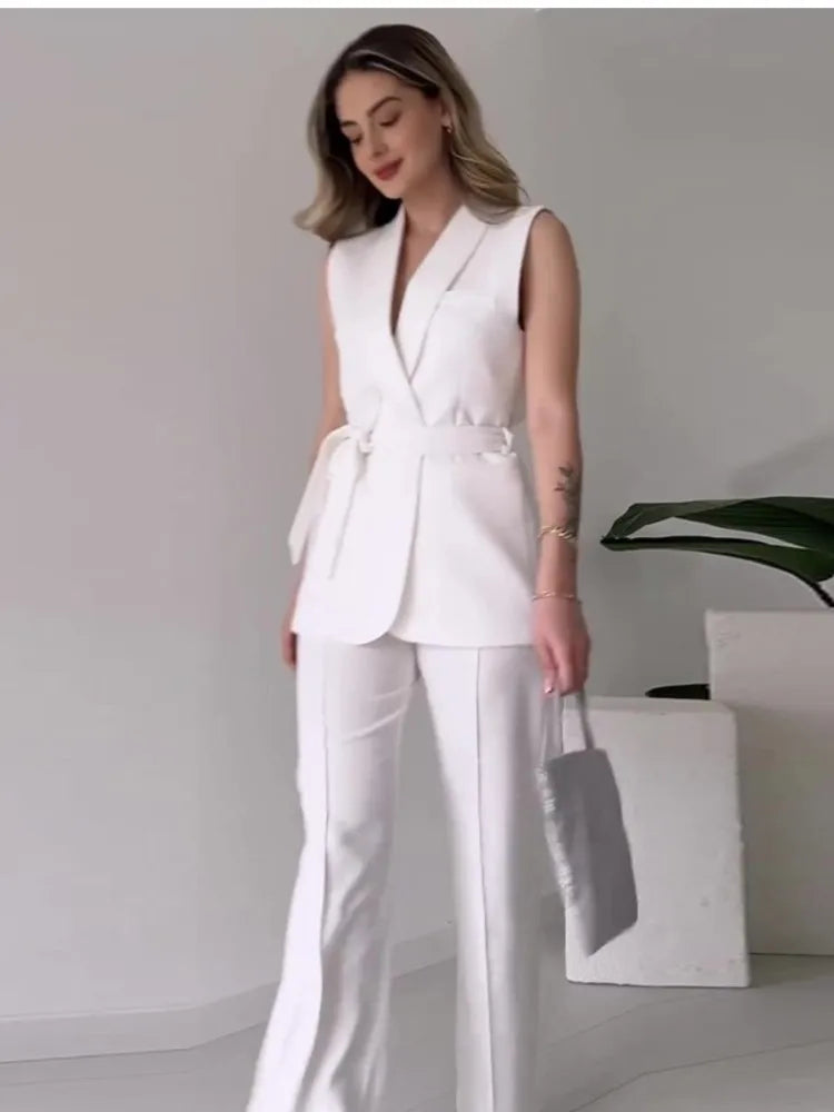 GR | Sleeveless blazer suit, tailored fit, wrap V-neck, wide-leg trousers