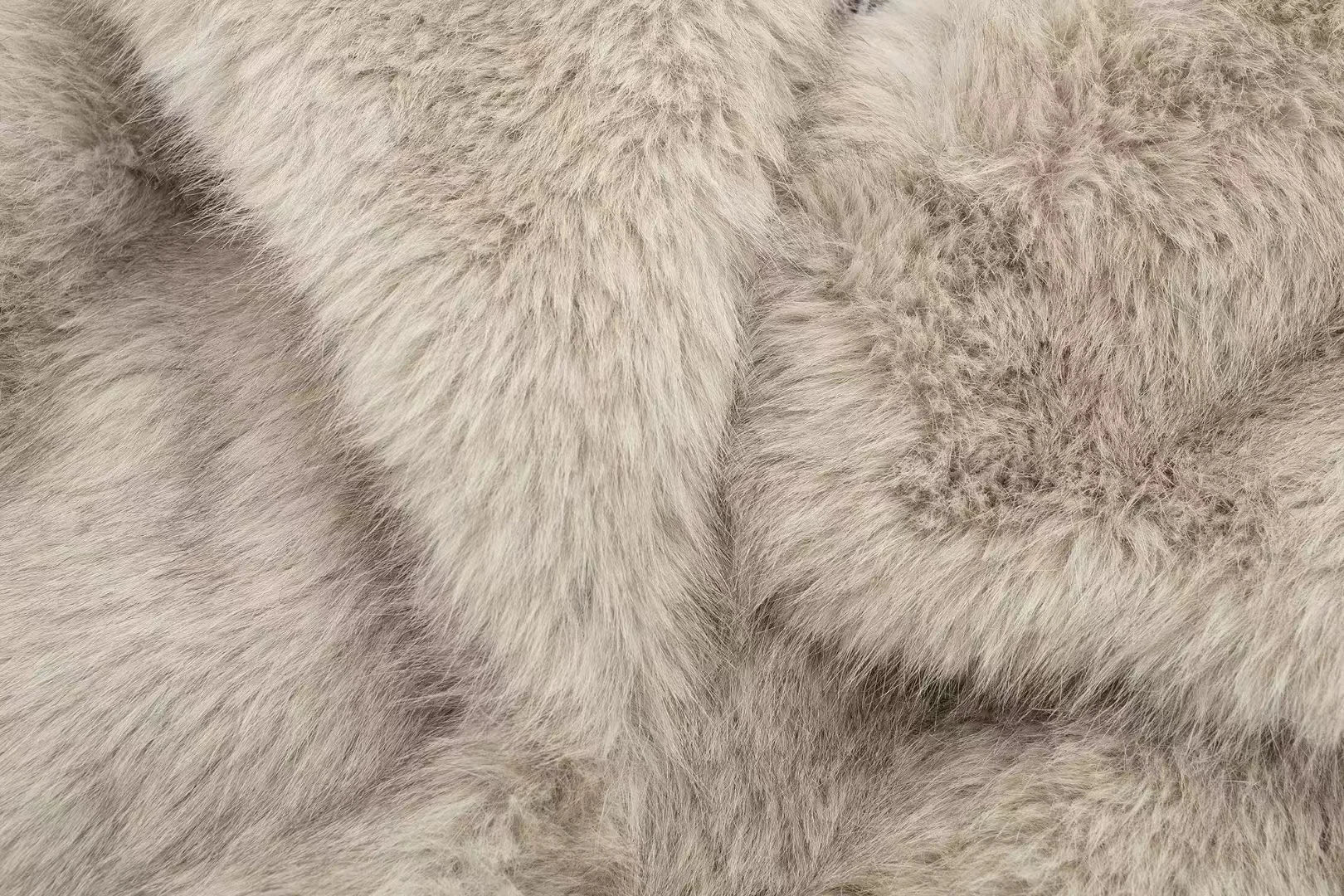 GR | Warme Pelzjacke für Damen im stilvollen Design