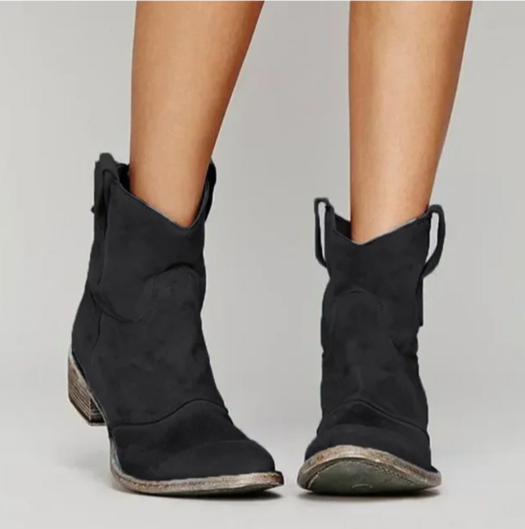GR | Classic Western Boots Made of Suede