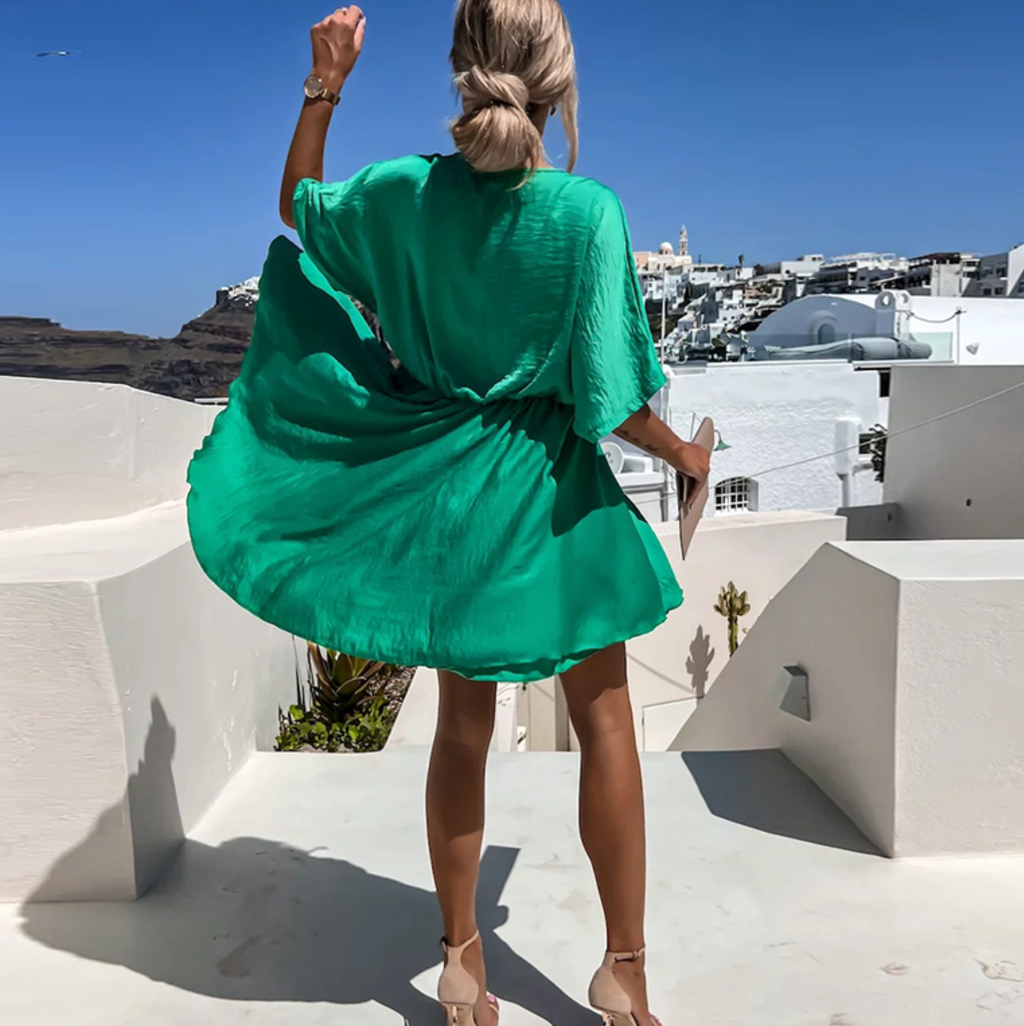GR | Graceful dress with delicate pleats