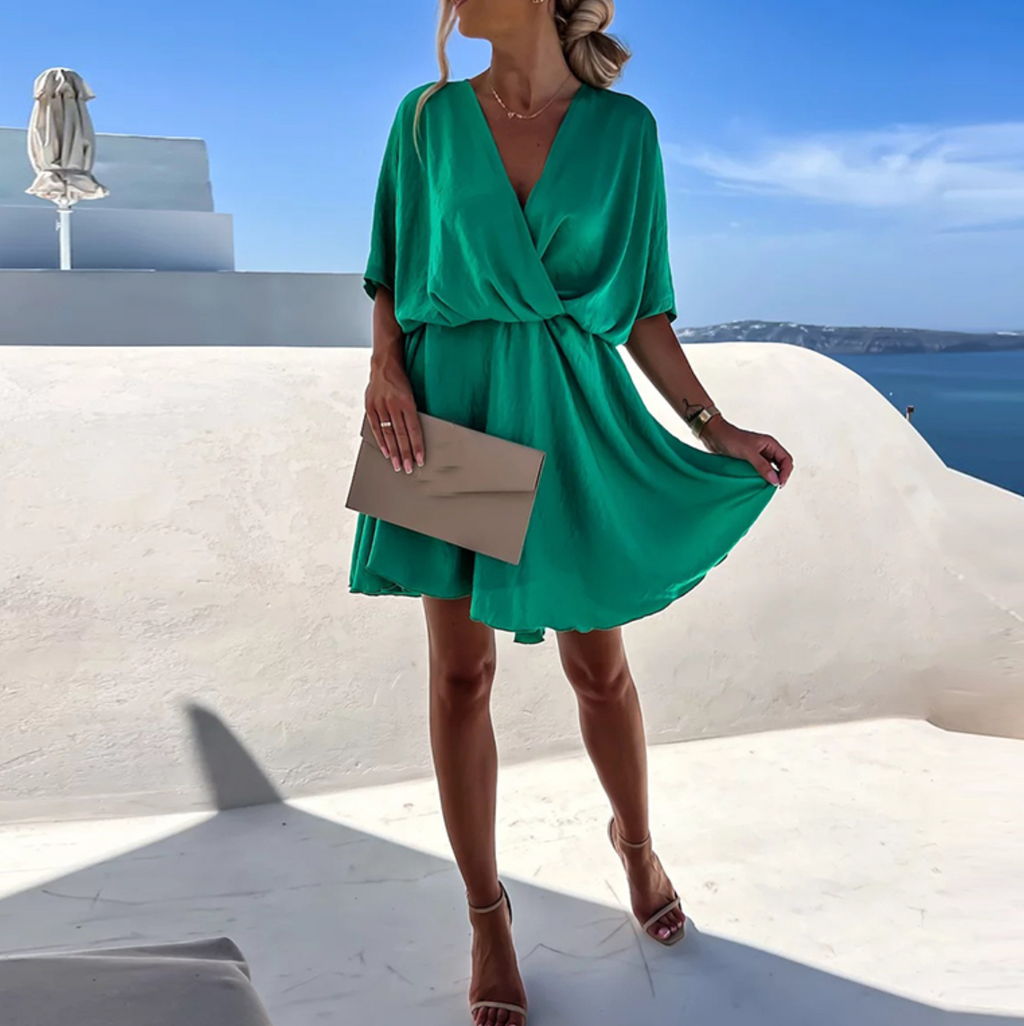 GR | Graceful dress with delicate pleats