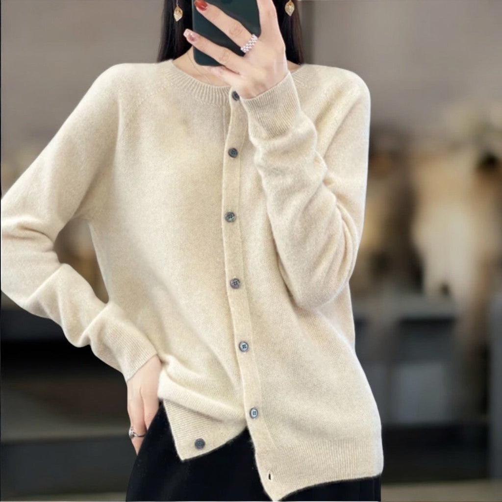 GR | Klassische Wollstrickjacke