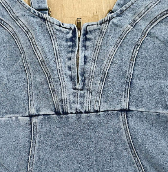 GR | Denim Kleid mit Enganliegender Passform Die Ein Elegantes Aussehen Sicherstellt