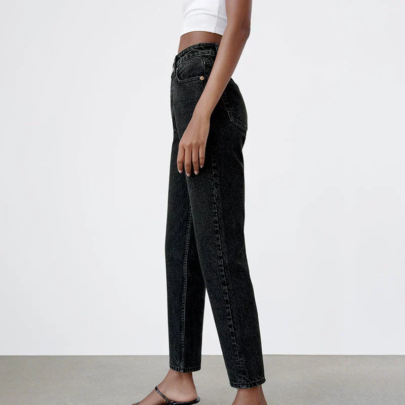 GR | Hochgeschnittene Jeans mit geradem Bein