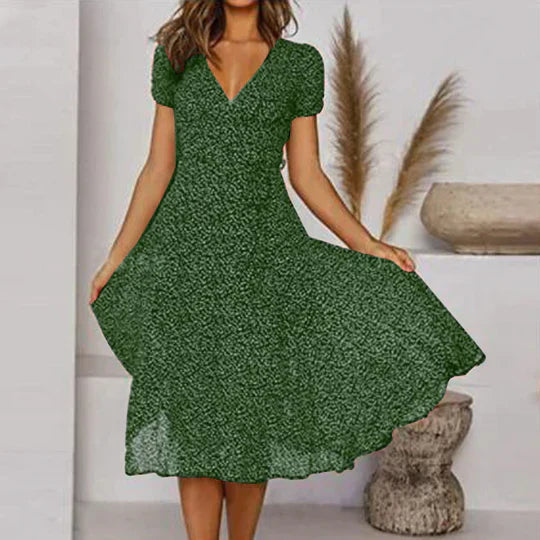 GR | A-line dress with V-neck and flowing hem