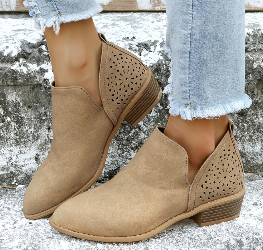 GR | Stylish Orthopedic Boots