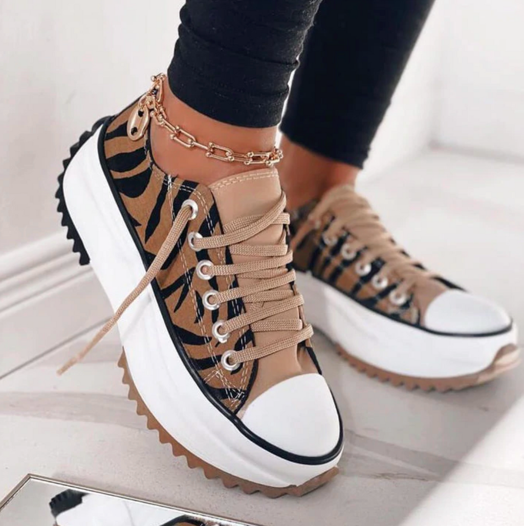 GR | With Modern Details For Women