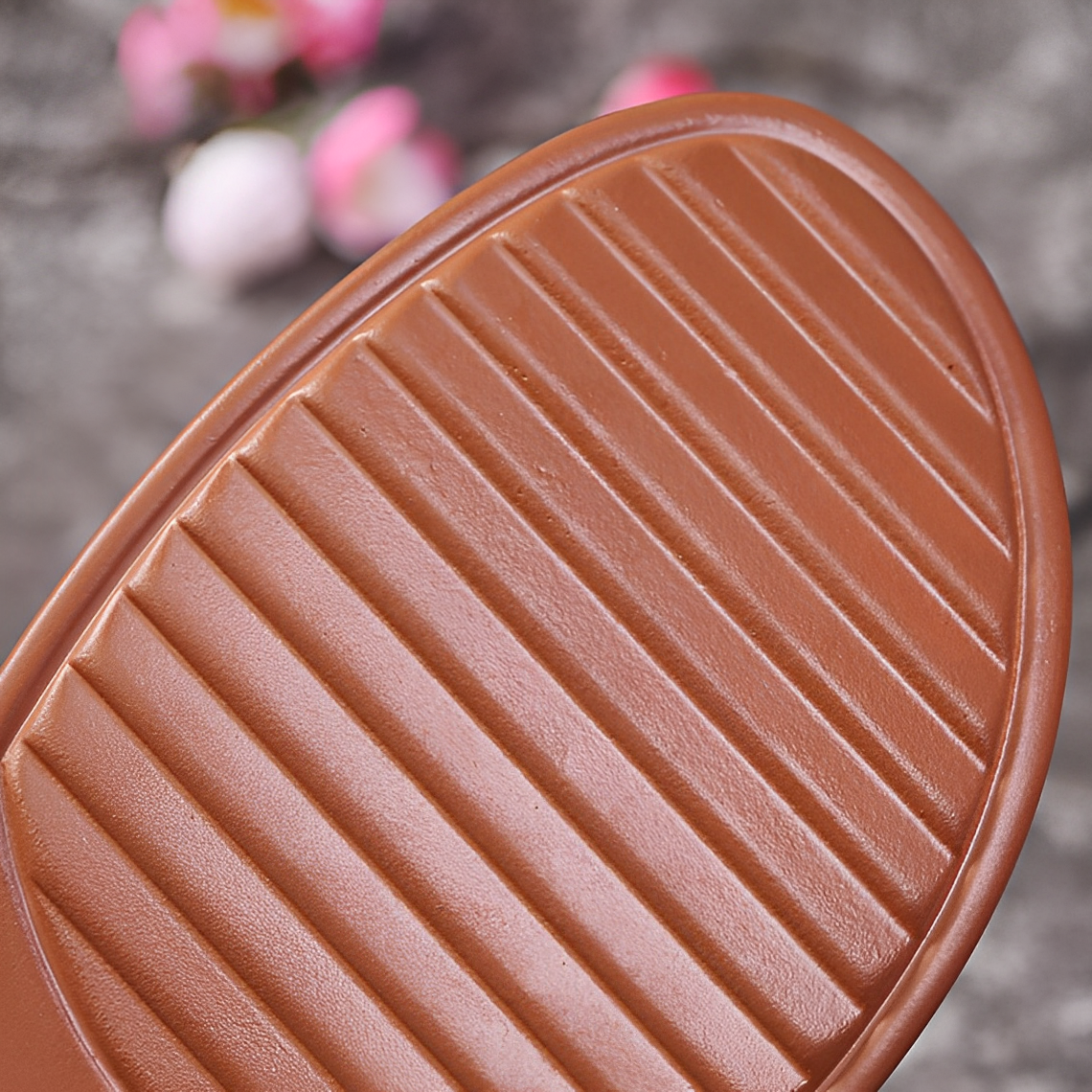 GR | Orthopedic sandals