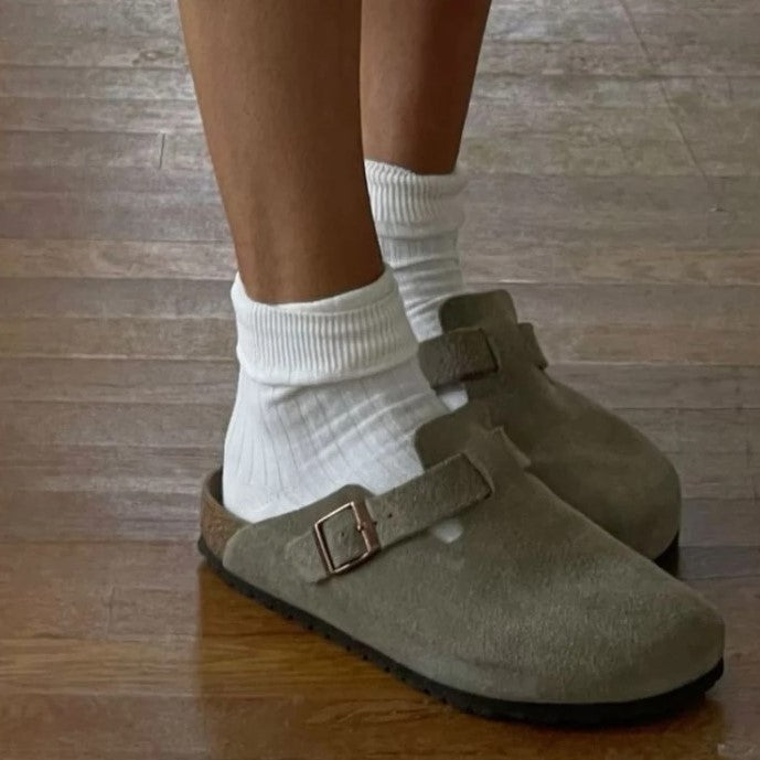 GR | Sophisticated vegan sandal