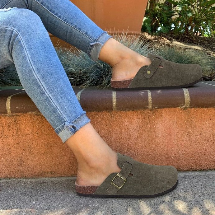 GR | Sophisticated vegan sandal