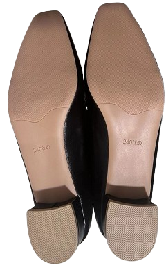 GR | Comfortable shoes with a medium heel and arch support