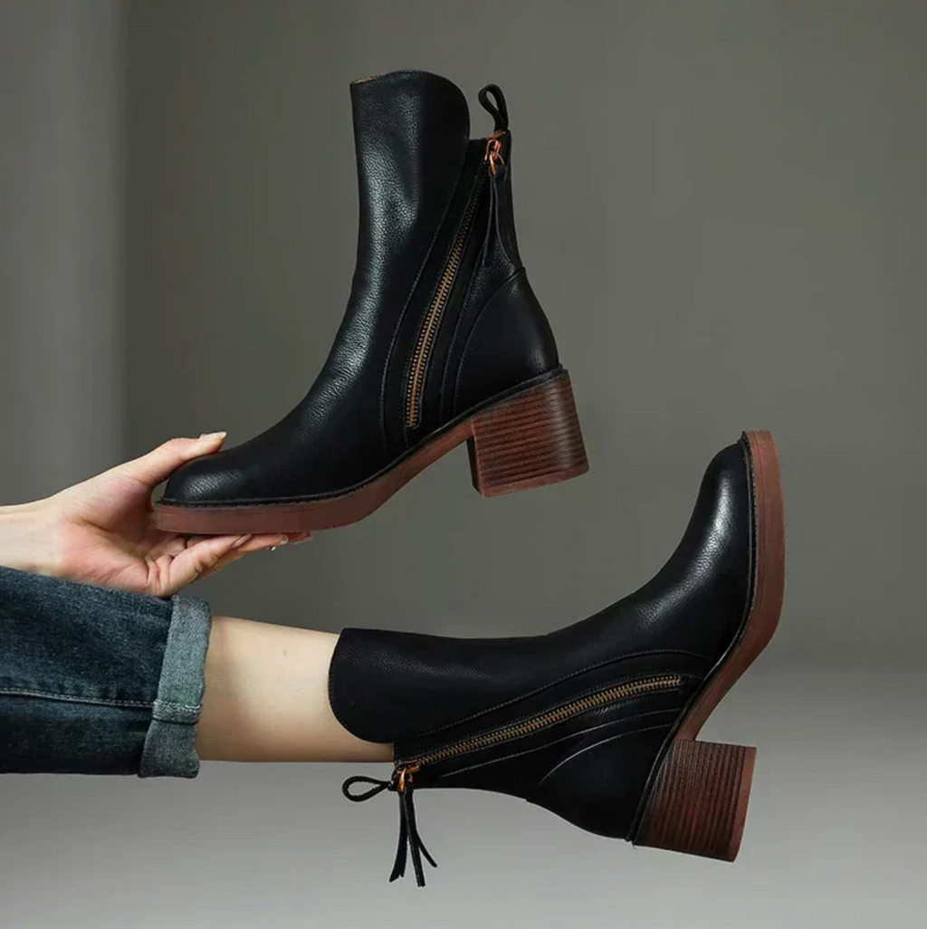 GR | Leather ankle boots