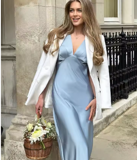 Women's elegant midi dress with puff sleeves and a figure-hugging cut, size S