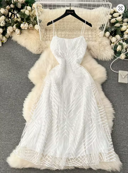 Sleeveless robe