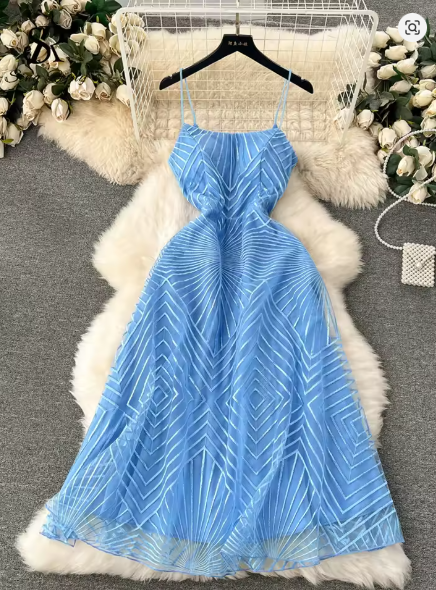 Sleeveless robe