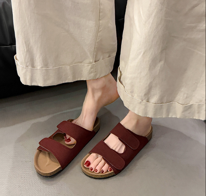GR | Orthopedic sandals with Velcro closure