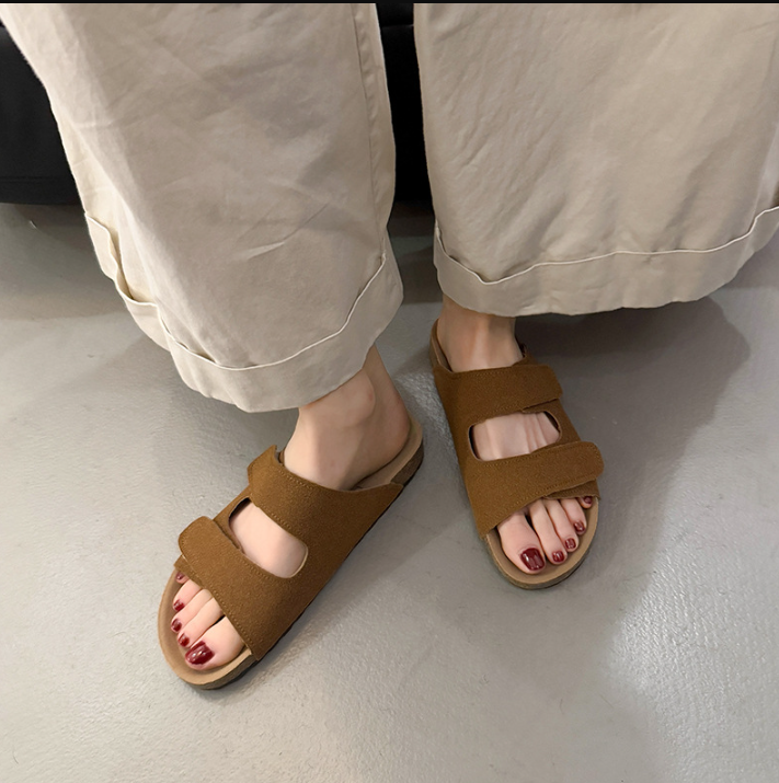 GR | Orthopedic sandals with Velcro closure