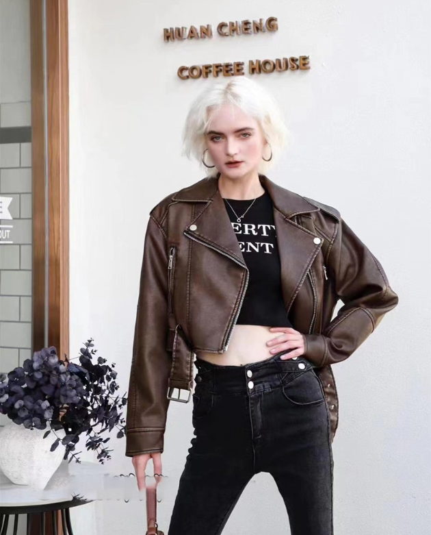 GR | Short leather jacket for women