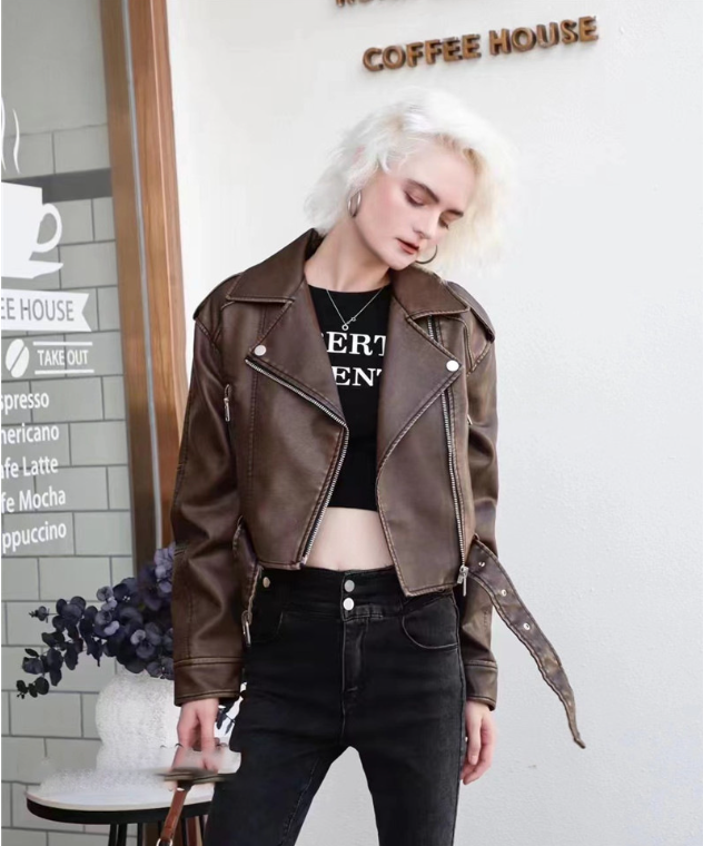 GR | Short leather jacket for women