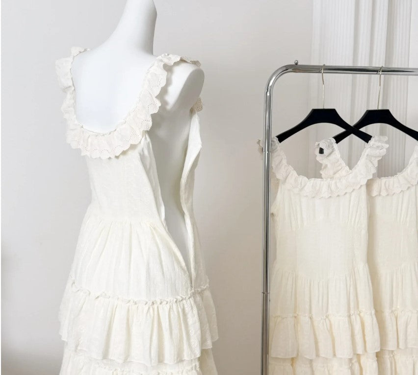 GR | Elegantes Ärmelloses Rüschentorte Kleid