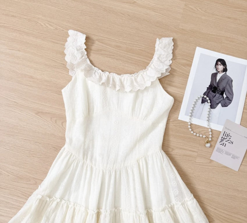 GR | Elegantes Ärmelloses Rüschentorte Kleid