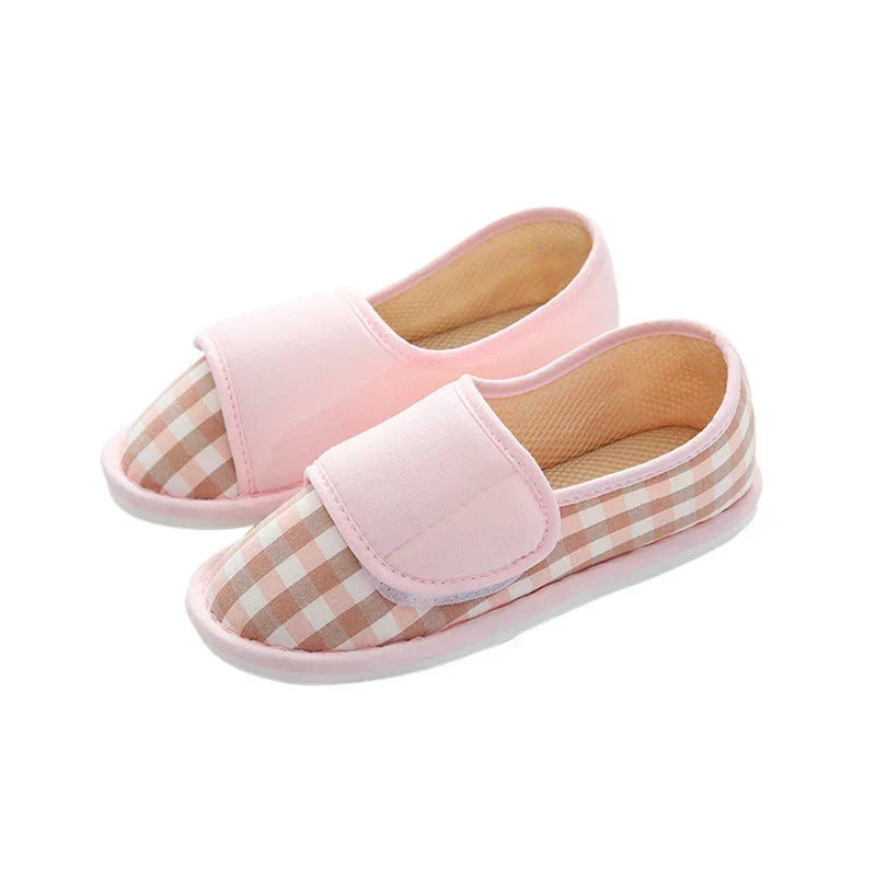 GR | Women's Diabetic Slippers with Adjustable Closure