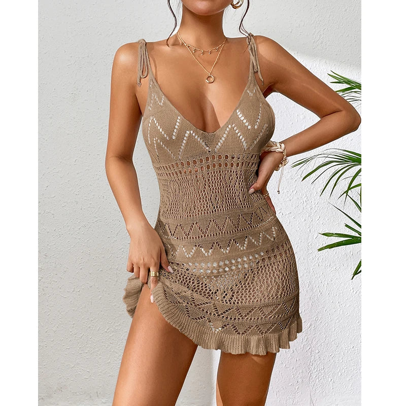 Knitted, backless cover-up
