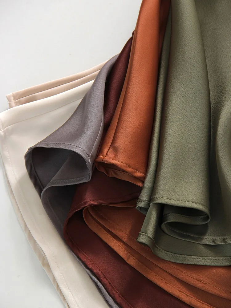 Clara™ - High-waisted satin maxi skirt