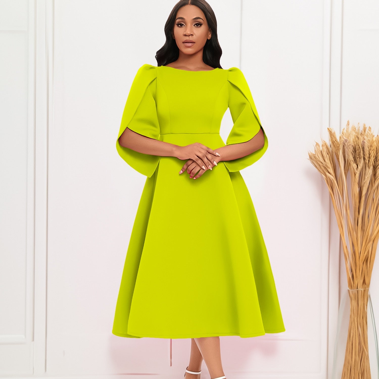 GR - Elegant green ruffled dress
