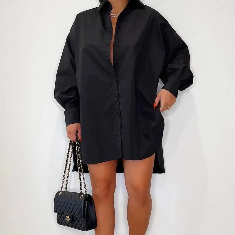 GR | Einfarbiges Hemdkleid mit Knöpfen