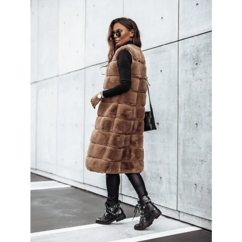 GR | Stylish Women's Cozy Faux Fur Vest 