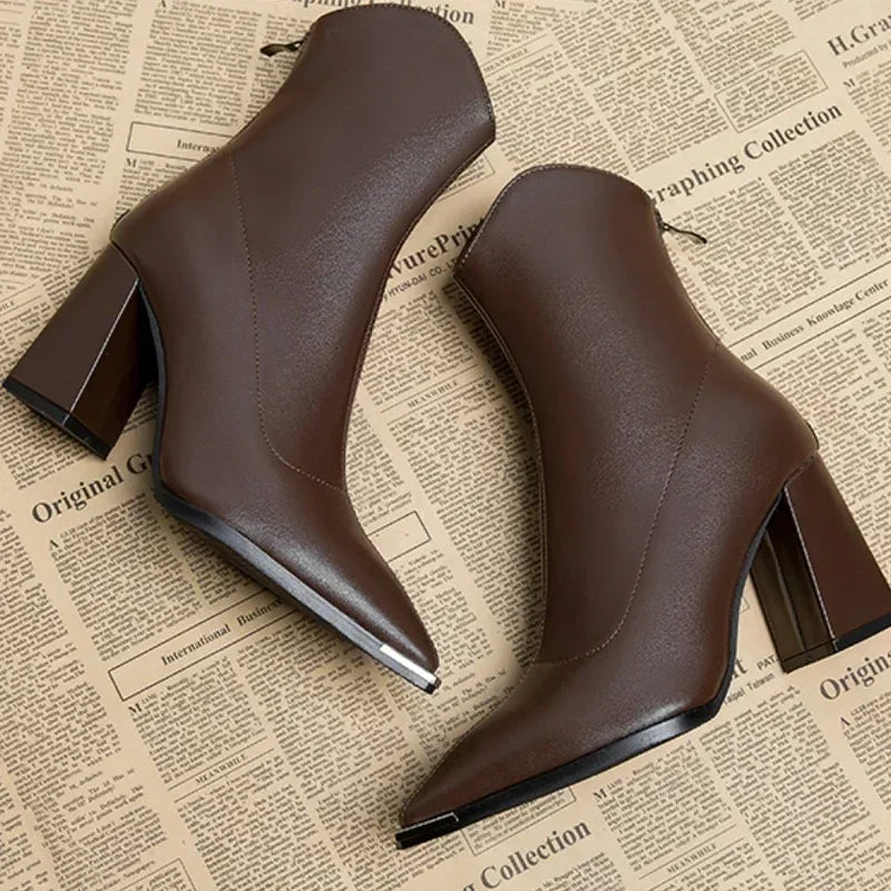 GR | Elegant boots