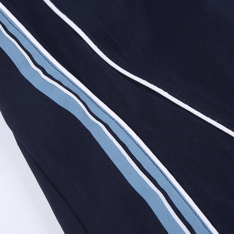 GR | Sporty training pants with stripes