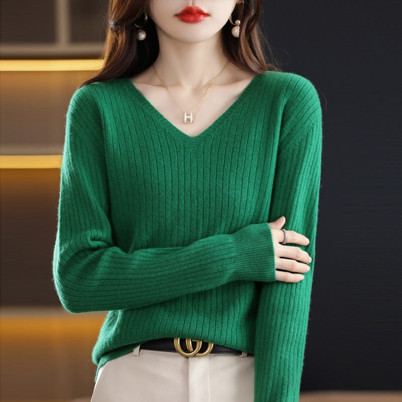 GR - V-neck knitted sweater - Women's elegant patterned sweater