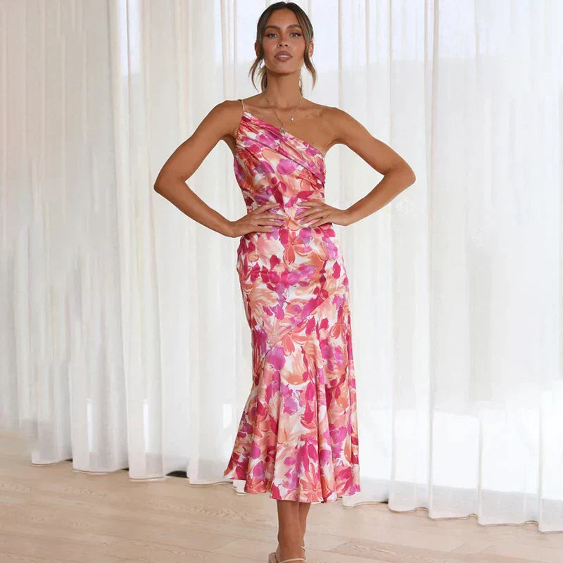 Shoulder-length dress with floral pattern