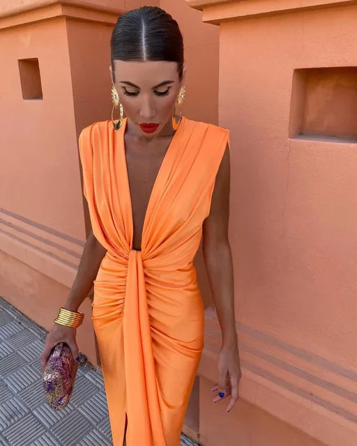 GR | Elegant pleated dress