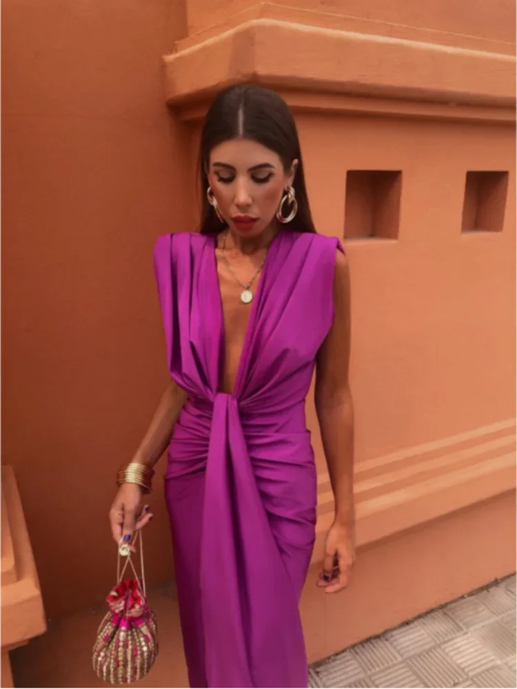 GR | Elegant pleated dress