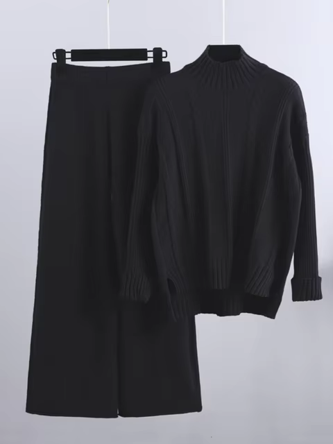 GR | Modern, elegant knit two-piece set