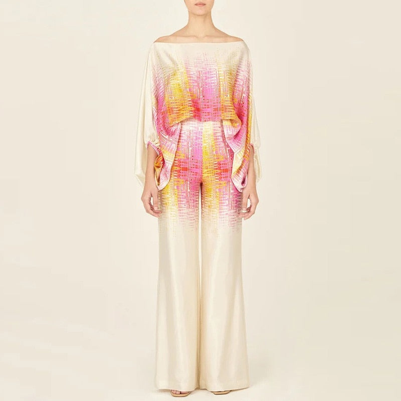 GR | Off-the-shoulder set with a striking pattern
