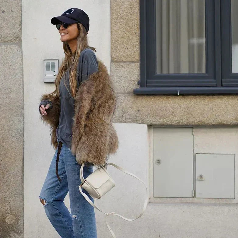 GR | Stylish faux fur jacket for women